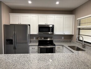 3437 E Fort King St in Ocala, FL - Foto de edificio - Building Photo