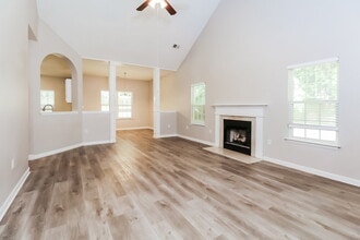 7230 Frances Irene Dr in Charlotte, NC - Foto de edificio - Building Photo