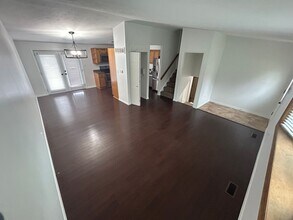 2192 Morning Wind Cir in Bridgeville, PA - Building Photo - Building Photo