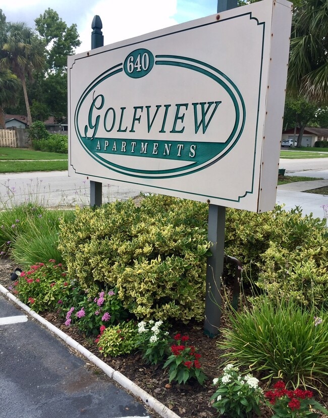 Golfview Apartments