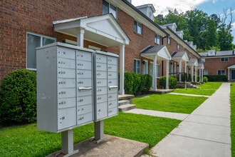Palace Gate in Atlanta, GA - Foto de edificio - Building Photo
