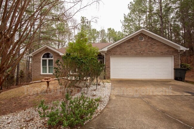 property at 185 Spruce Dr