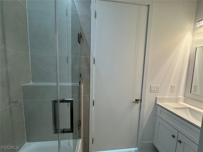 property at 3107 Leeland Heights Blvd E