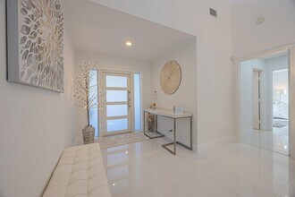 23246 L'Ermitage Cir in Boca Raton, FL - Building Photo - Building Photo