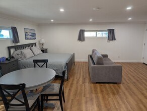 10911 Sunray Pl, Unit Basement in La Mesa, CA - Building Photo - Building Photo