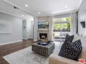 17213 Palisades Cir in Los Angeles, CA - Building Photo - Building Photo