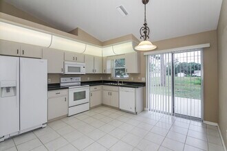 4239 Dekle Ave in North Port, FL - Building Photo - Building Photo
