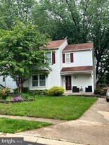 6428 Tamarack Cir in Sykesville, MD - Building Photo