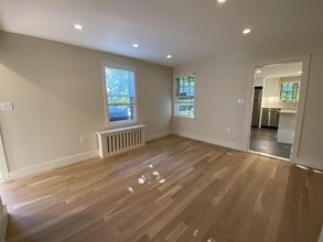 550 Franklin St in Cambridge, MA - Building Photo - Building Photo