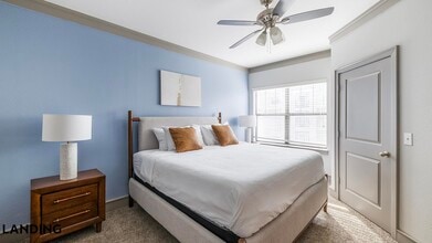 4689 Mustang Pkwy, Unit 1307 in Carrollton, TX - Foto de edificio - Building Photo