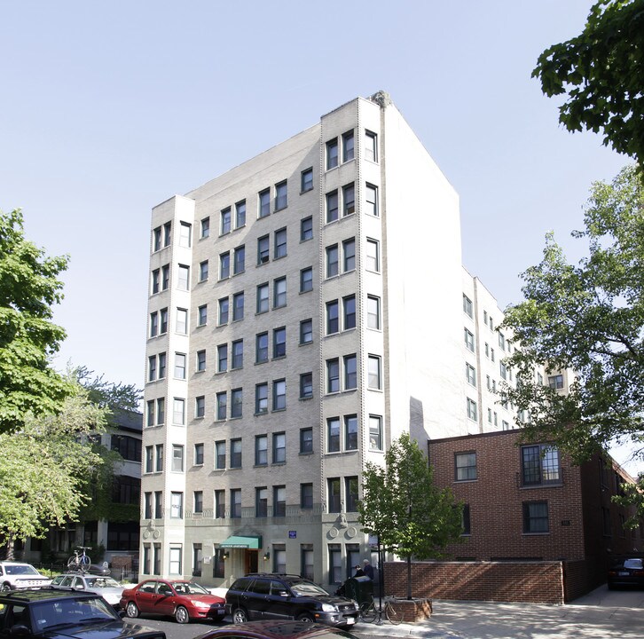 550 West Arlington Place in Chicago, IL - Foto de edificio