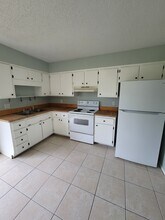 7605 W Fern Pl in Homosassa, FL - Building Photo - Building Photo