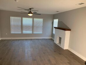 2535 Sharon St in Dallas, TX - Building Photo - Building Photo