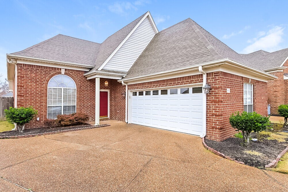 4533 Westminister Cir in Southaven, MS - Building Photo