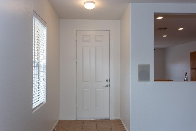 1531 Essex Way in Chino Valley, AZ - Building Photo - Building Photo