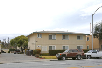 Pruneridge Apartments in Santa Clara, CA - Building Photo - Building Photo