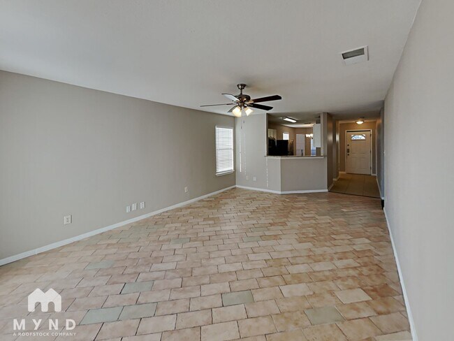 324 Lebanon St in San Antonio, TX - Building Photo - Building Photo