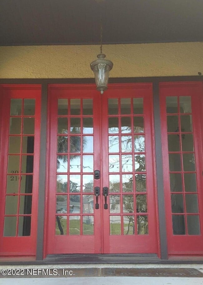 212 St Johns Ave in Green Cove Springs, FL - Building Photo - Building Photo