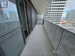 195 Commerce St in Vaughan, ON - Building Photo - Building Photo