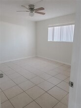 6900 SW 39th St, Unit 106J in Davie, FL - Building Photo - Building Photo