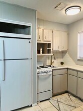 228 Country Club Rd in Brownsville, TX - Building Photo - Building Photo