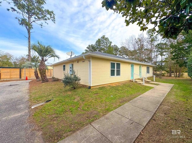 5652 Dee St in Gulf Shores, AL - Building Photo - Building Photo