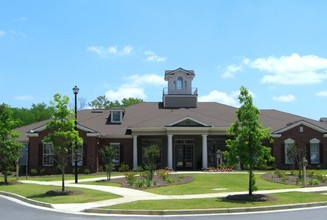 Magnolia Park in Milledgeville, GA - Building Photo - Building Photo