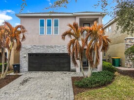 411 Novi Path in Kissimmee, FL - Building Photo