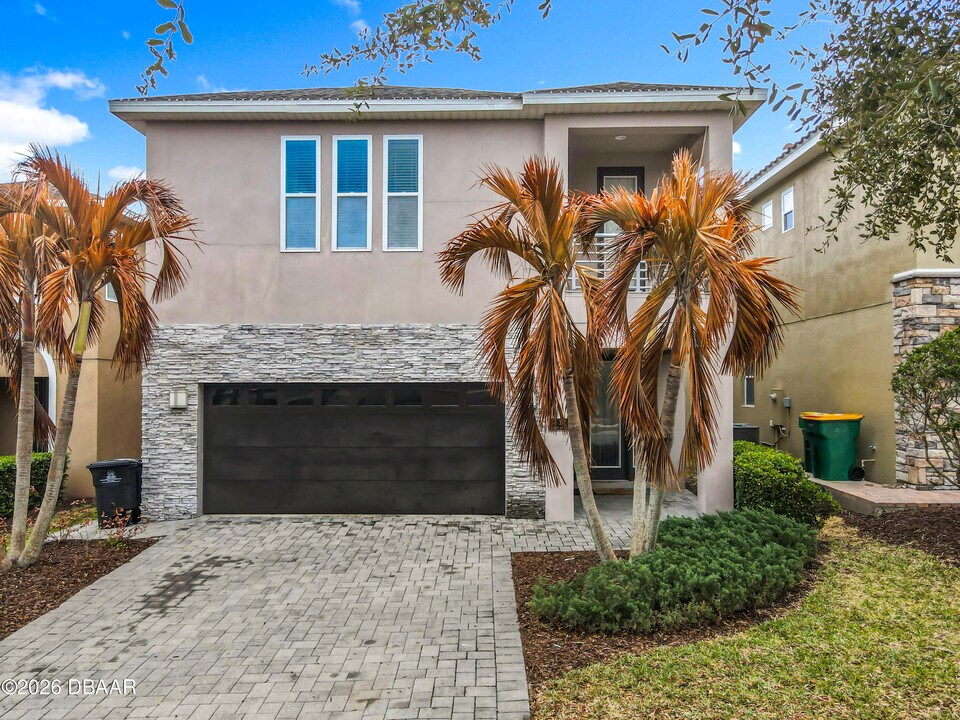 411 Novi Path in Kissimmee, FL - Building Photo