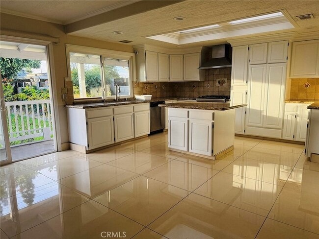 17807 Joshua Cir, Unit A1403 in Fountain Valley, CA - Foto de edificio - Building Photo