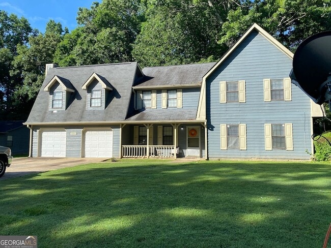 property at 5763 N Castlegate Dr