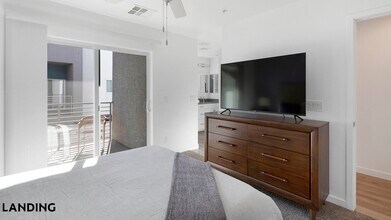 2705 N Rancho Dr, Unit 1018 in Las Vegas, NV - Building Photo - Building Photo