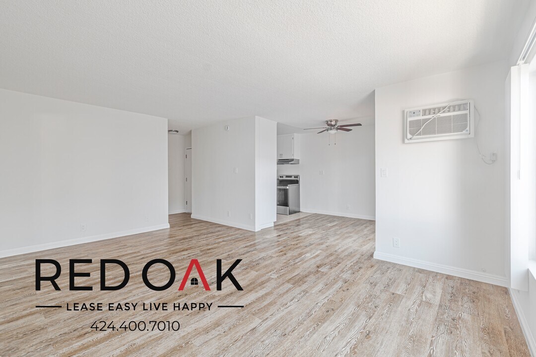 358 S Commonwealth Ave in Los Angeles, CA - Building Photo