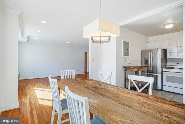 property at 95 E Wayne Ave