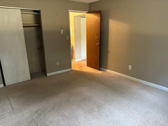 135 Winthrop St in Framingham, MA - Building Photo - Building Photo
