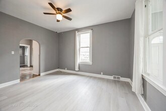 328 Elgin Ave in Forest Park, IL - Building Photo - Building Photo