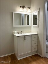 13134 Feather Sound Dr in Ft. Myers, FL - Foto de edificio - Building Photo