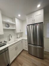 8326 Christiana Ave in Skokie, IL - Building Photo - Building Photo