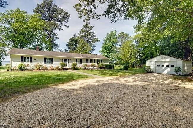 property at 5198 Weaver Ln