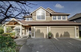 7814 NE 147th St in Kenmore, WA - Building Photo