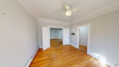 76 Fremont St in Somerville, MA - Foto de edificio - Building Photo