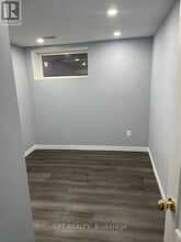 17 Hollowgrove Blvd in Brampton, ON - Building Photo - Building Photo