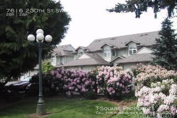 7616 230th St SW-Unit -Unit B in Edmonds, WA - Building Photo