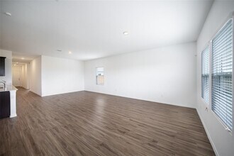 117 Prairie Dog Town Dr in Georgetown, TX - Building Photo - Building Photo