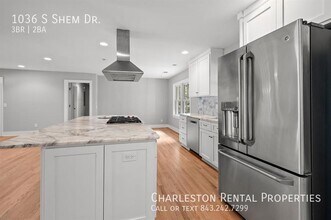 1036 S Shem Dr in Mount Pleasant, SC - Building Photo - Building Photo