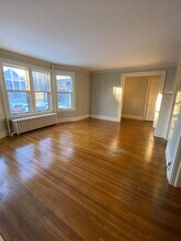 589 Lincoln Ave, Unit 1 in St. Paul, MN - Foto de edificio - Building Photo