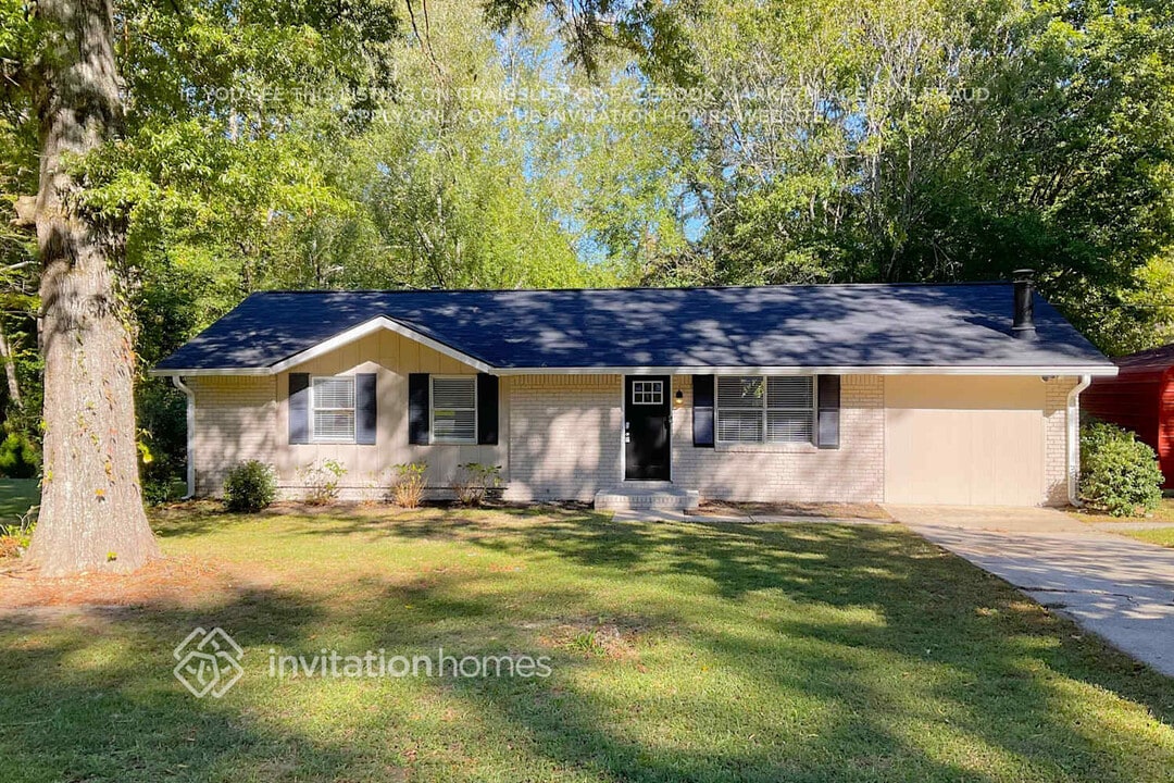 3077 Sasanqua Ln SW in Marietta, GA - Building Photo