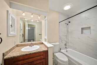 8407 Stroud Dr in Houston, TX - Building Photo - Building Photo