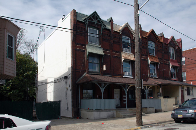 University Village Apartments 306 N 32nd in Philadelphia, PA - Foto de edificio - Building Photo