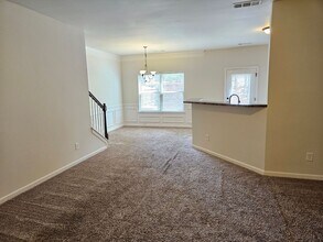 649 Oakside Pl in Acworth, GA - Building Photo - Building Photo